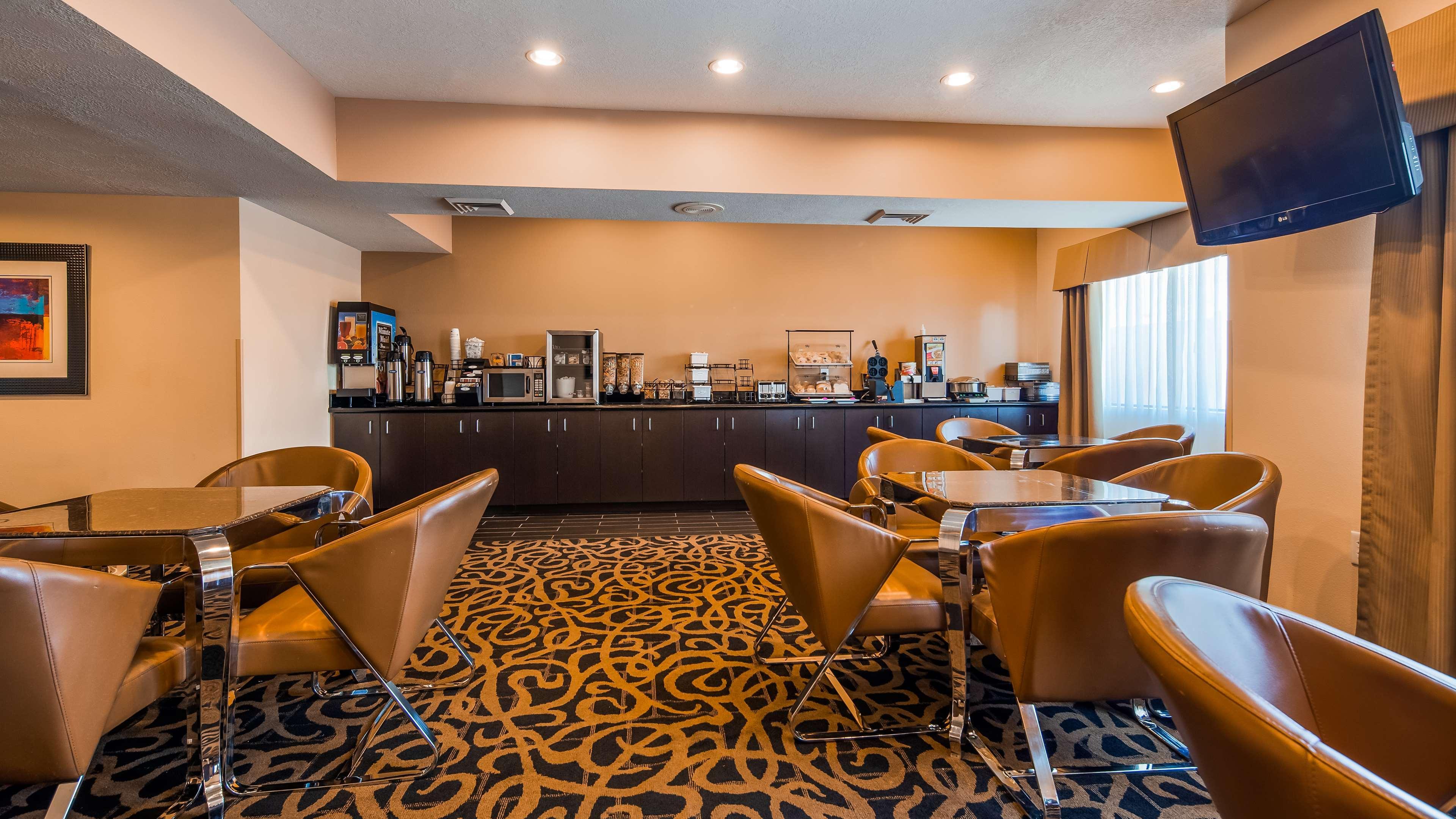 Best Western Plus - Wendover Inn Kültér fotó